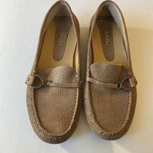 Vaneli loafers